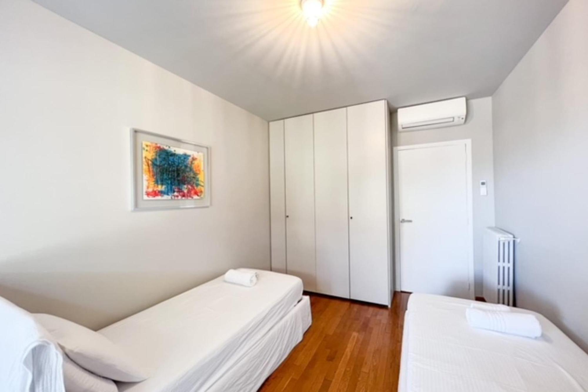 Apartment Baie The Superb 2 Bedroom With Sea View Terrace