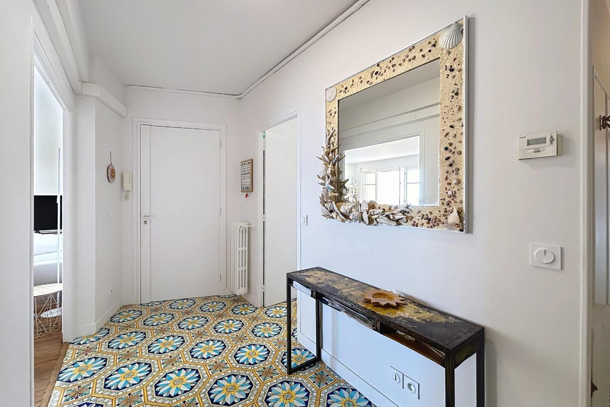 Baie The Superb 2 Bedroom With Sea View Terrace Apartment Cannes